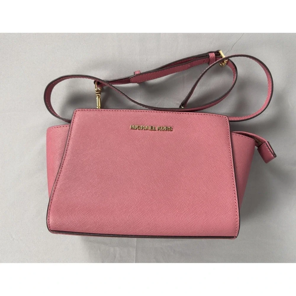 Michael Kors Selma Medium Messenger Bag Coral Pink Saffiano Leather